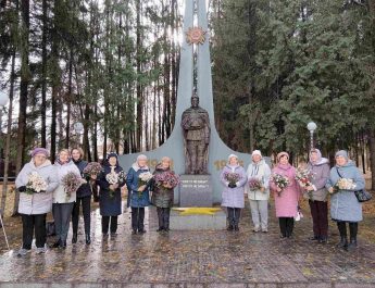 Все погибшие солдаты превратились в белых журавлей